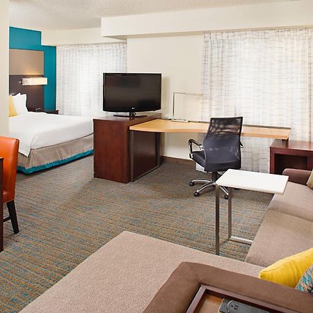 Residence Inn By Marriott Detroit Livonia Exterior foto